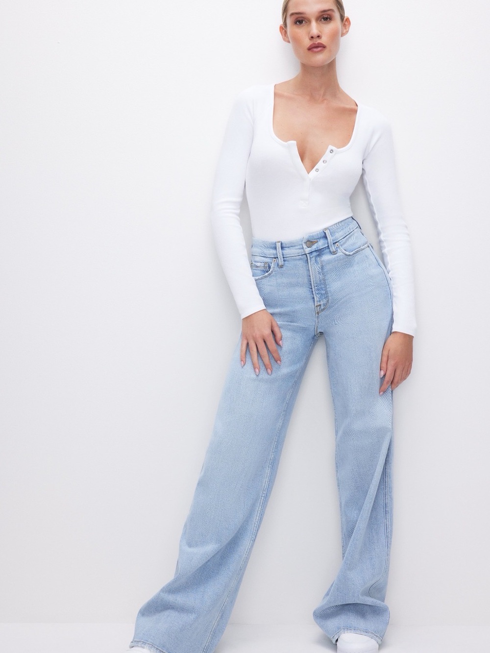 Good American Good Skate Jeans Size 10/30 Light Wash Relaxed Wide Leg